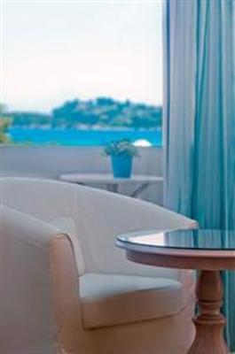 фото отеля Antigoni Beach Hotel & Suites