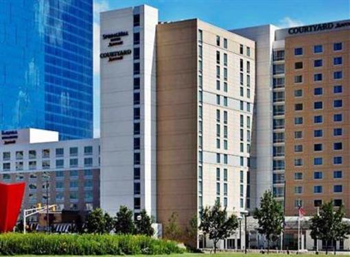 фото отеля SpringHill Suites Indianapolis Downtown