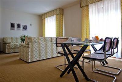 фото отеля Brianteo Hotel Burago di Molgora