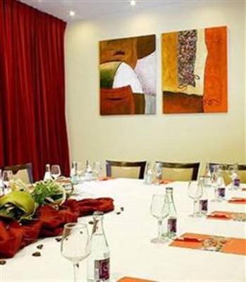 фото отеля Hotel Ciudad de Sabinanigo
