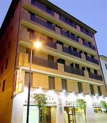 фото отеля Hotel Ciudad de Sabinanigo