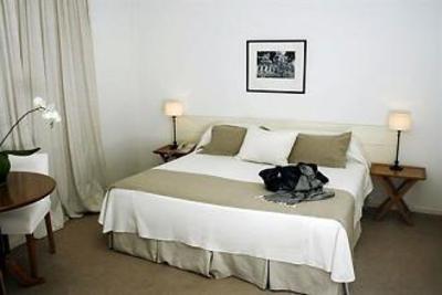 фото отеля Loi Suites Arenales Hotel