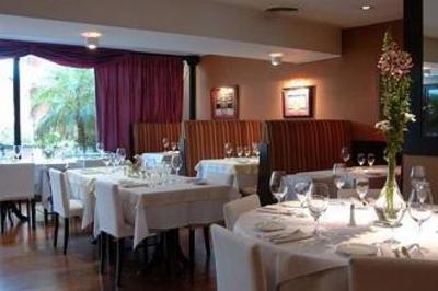 фото отеля Loi Suites Arenales Hotel