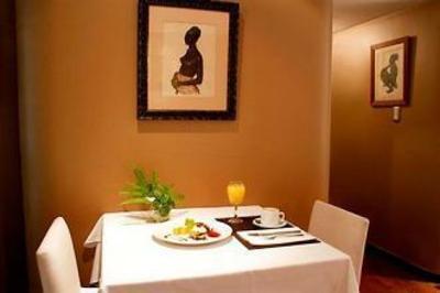 фото отеля Loi Suites Arenales Hotel