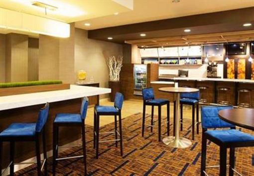 фото отеля Courtyard by Marriott Louisville Airport