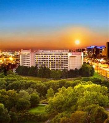 фото отеля Toronto Airport Marriott Hotel