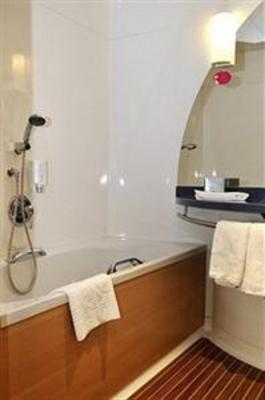 фото отеля Suite Novotel Paris Roissy CDG