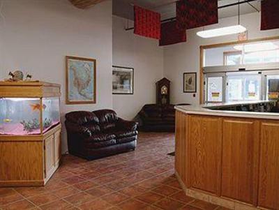 фото отеля Executive House Suites Hotel & Conference Centre