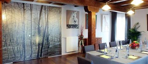фото отеля Hotel Rural Iribarnia Lantz