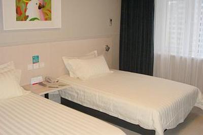 фото отеля Jinjiang Inn (Changchun Renmin Square)