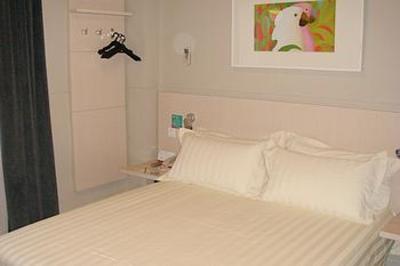 фото отеля Jinjiang Inn (Changchun Renmin Square)