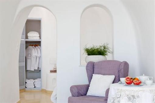 фото отеля Cliff Side Suites