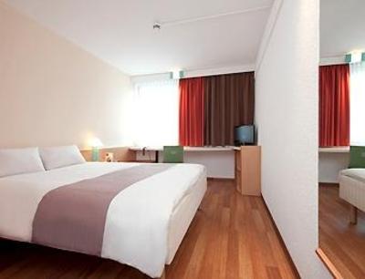 фото отеля Ibis Regensburg City