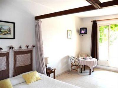 фото отеля L'Enclos des Lauriers Roses
