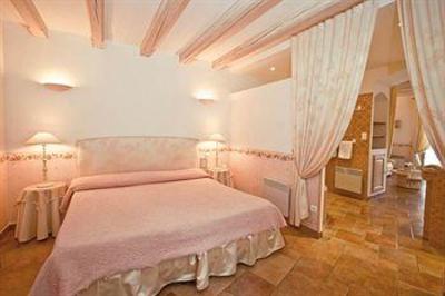 фото отеля L'Enclos des Lauriers Roses