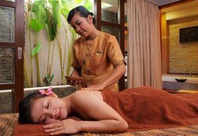 фото отеля Hotel Santika Pontianak