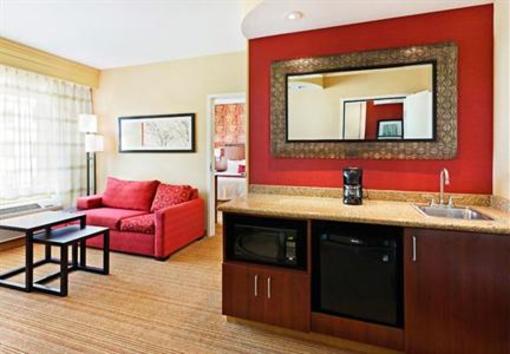 фото отеля Courtyard Omaha LaVista