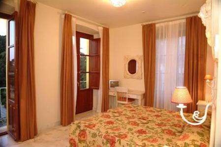 фото отеля Dona Manuela Casa Modesto Hotel Sevilla (Spain)