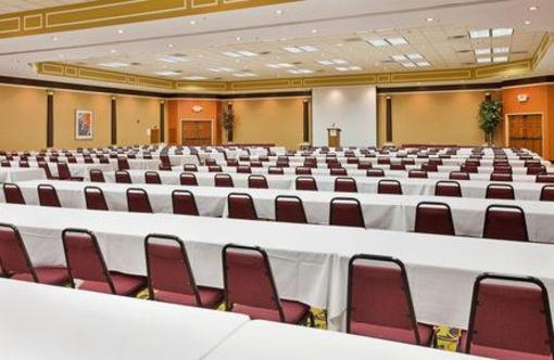 фото отеля Holiday Inn Kearney