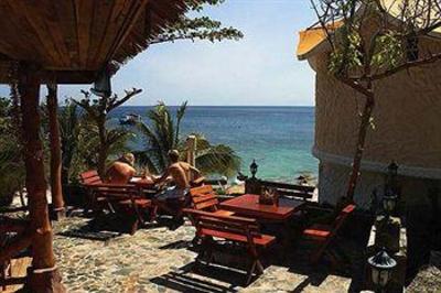 фото отеля Montalay Beach Resort