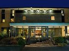 фото отеля South Court Hotel