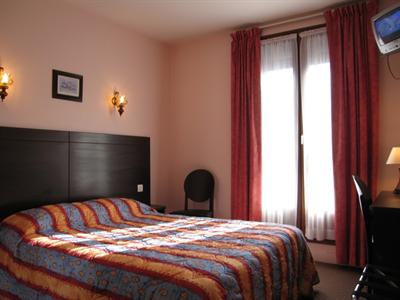 фото отеля Le Chatel Hotel-Restaurant