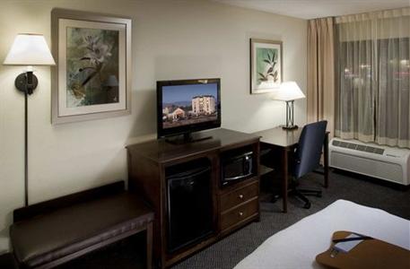 фото отеля Hampton Inn and Suites Pueblo-Southgate