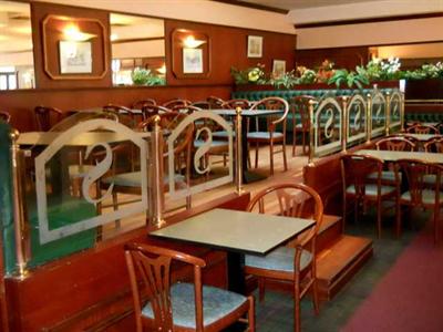фото отеля Euro Hotel Sovereign Saint Denis