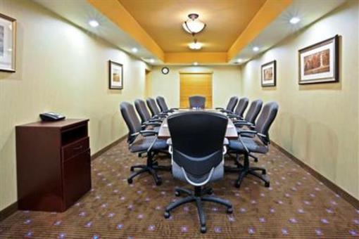 фото отеля Holiday Inn Express Hotel & Suites Courtenay Comox Valley SW
