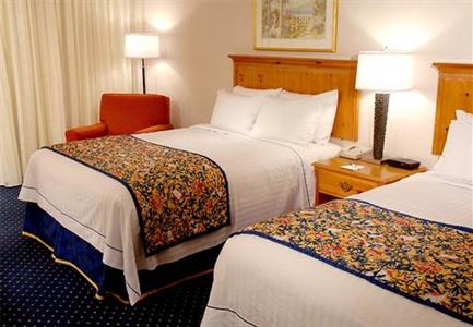 фото отеля Courtyard by Marriott Rochester West / Greece