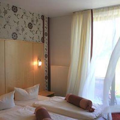 фото отеля Rittmeister Land Hotel Rostock