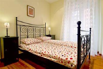 фото отеля Prado Apartments