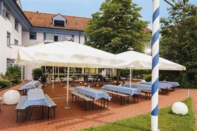 фото отеля Moevenpick Hotel Munchen-Airport