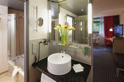фото отеля Moevenpick Hotel Munchen-Airport