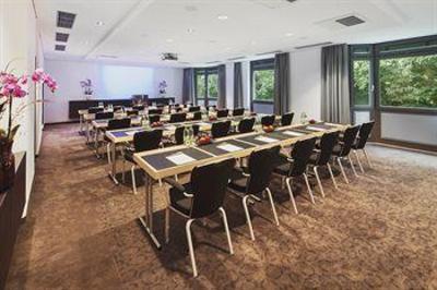 фото отеля Moevenpick Hotel Munchen-Airport