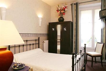 фото отеля Hotel De La Cloche Epernay