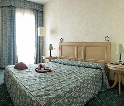 фото отеля Hotel Cavalluccio Marino Santa Marinella