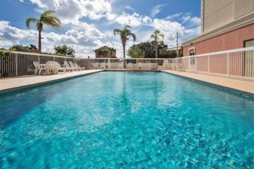 фото отеля Country Inn & Suites Orlando Universal