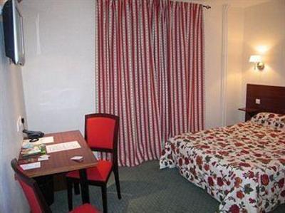 фото отеля Hotel Des Voyageurs Le Rouget