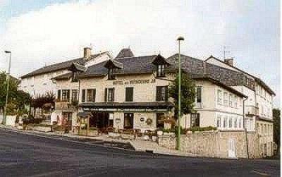 фото отеля Hotel Des Voyageurs Le Rouget