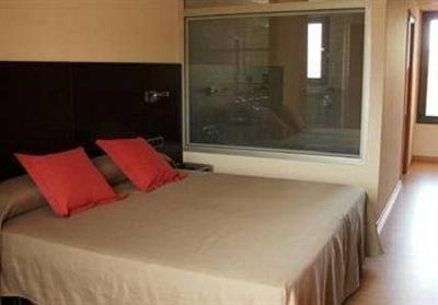 фото отеля Hotel Palau De Girona