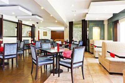 фото отеля Century Resort Hotel