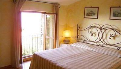 фото отеля Relais La Fattoria Hotel Passignano sul Trasimeno
