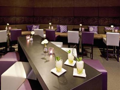 фото отеля Moevenpick Hotel 's-Hertogenbosch