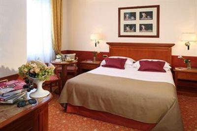 фото отеля Starhotels Rosa Grand