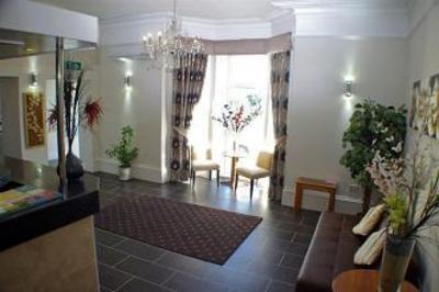 фото отеля The Croham Hotel