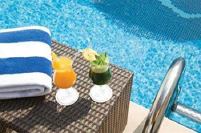фото отеля One to One Hotel - The Village