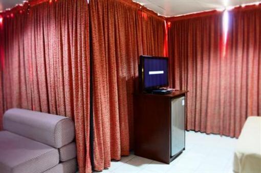 фото отеля Elegant Circle Inn