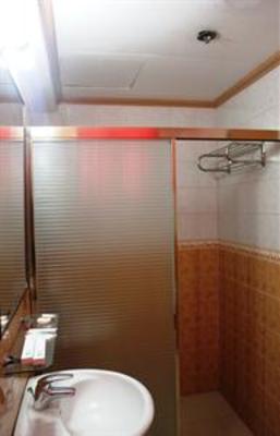 фото отеля Elegant Circle Inn