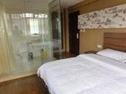 фото отеля Lizhuang Guyun Holiday Hostel